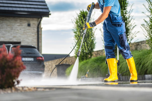 Best Commercial Pressure Washing  in Rexland Acres, CA